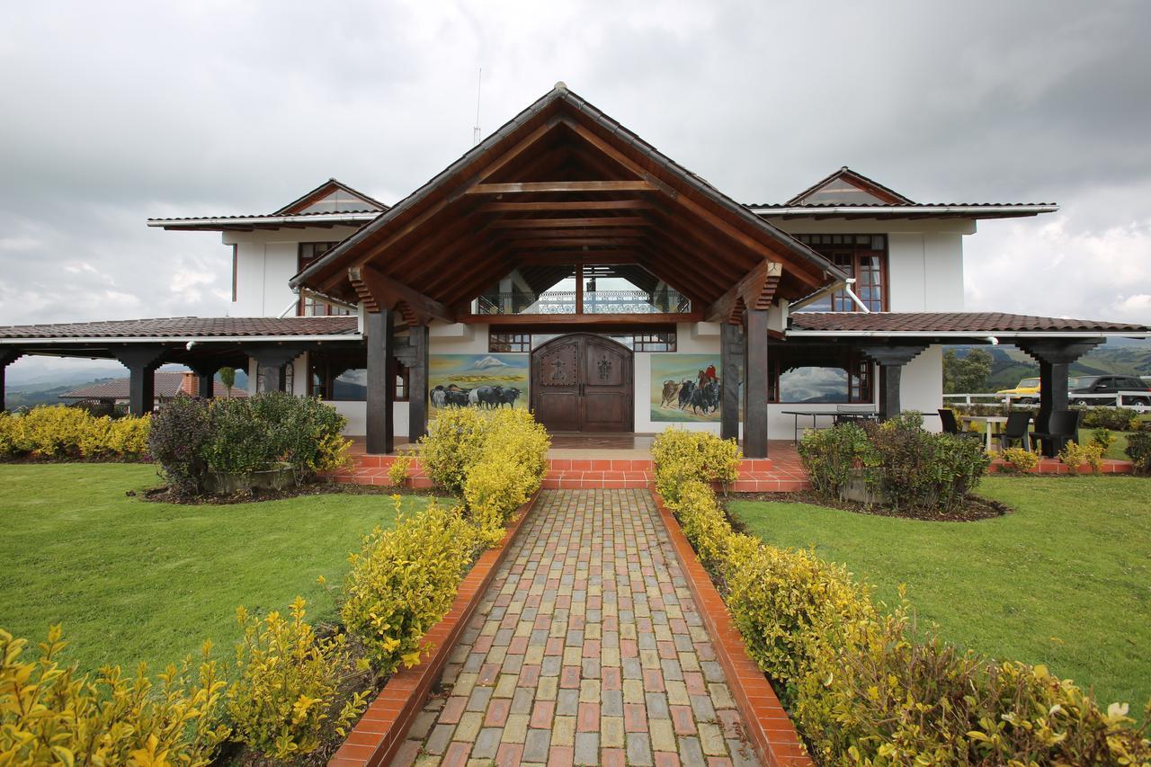 Hosteria Loma Larga Cayambe Dış mekan fotoğraf